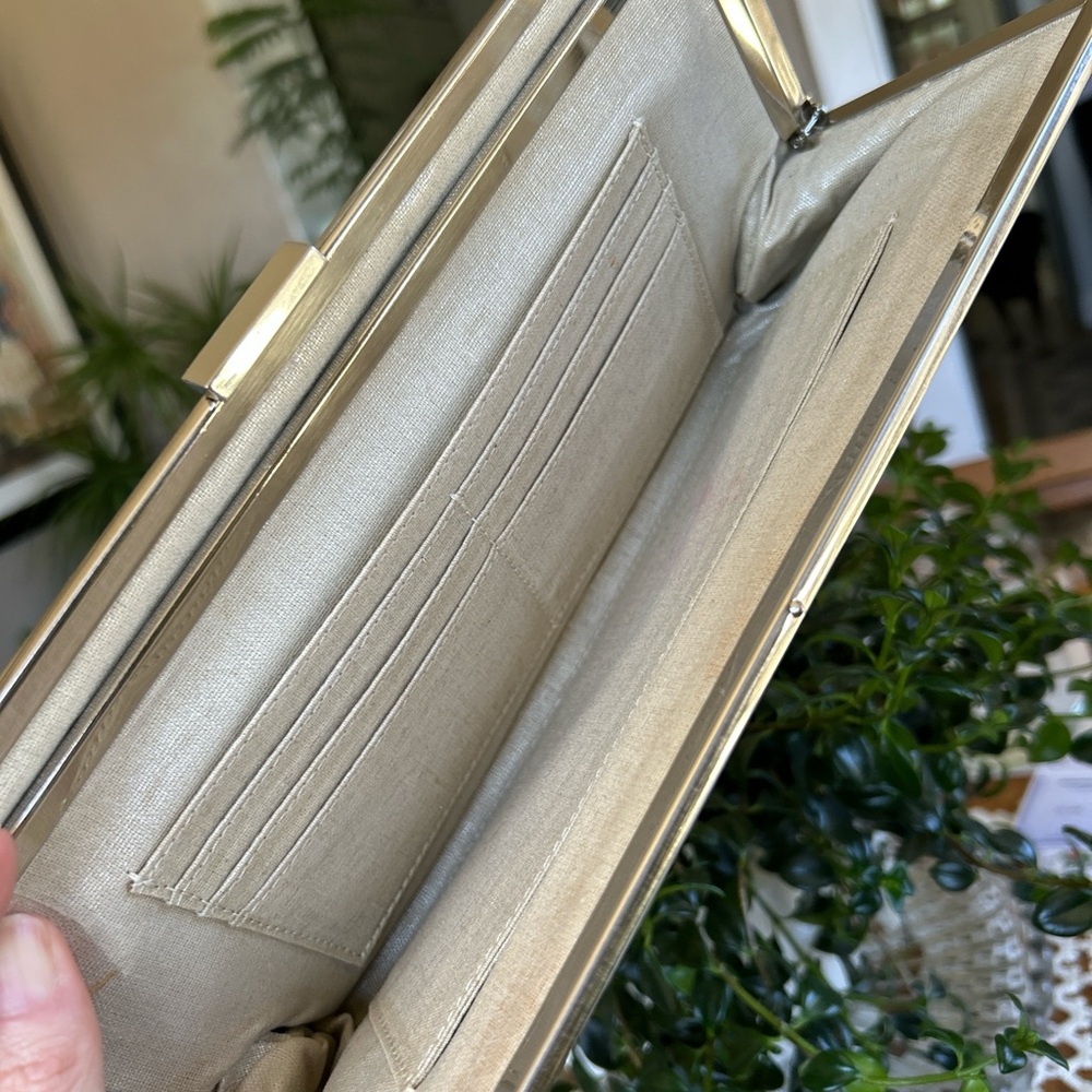 HOBO International Silver Leather Clutch - Picture 4 of 6